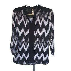 PerSeption Concept Blouse Sz M Chevron Black White Top Work Casual Pullover